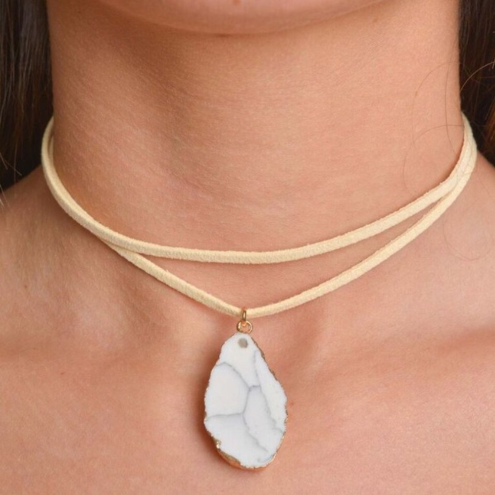 Stone Wrap Choker